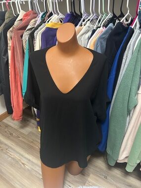 Black V-Neck Women's Top - Classic Short Sleeve Blouse